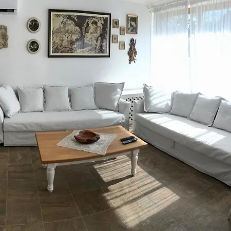 Maximilian Tatil Evi Balatonkeresztúr