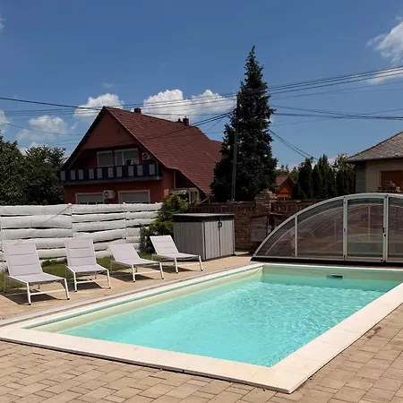 Maximilian Holiday home *